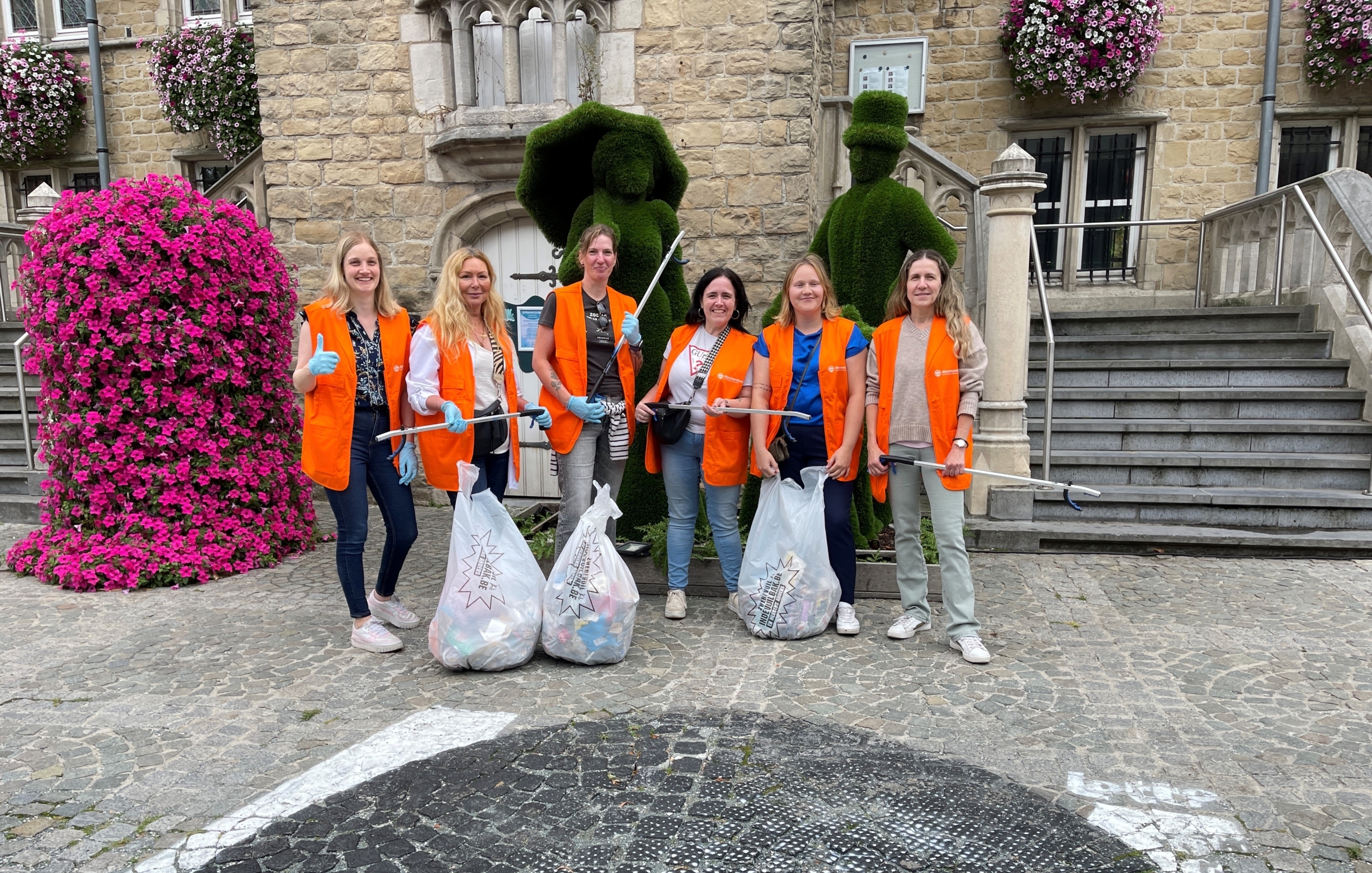 Dienstenthuis maakt straten schoon in Bornem